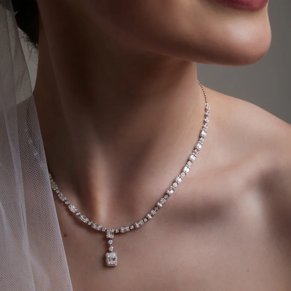 18ct White Gold Baguette Diamond Drop Necklace - Image 2