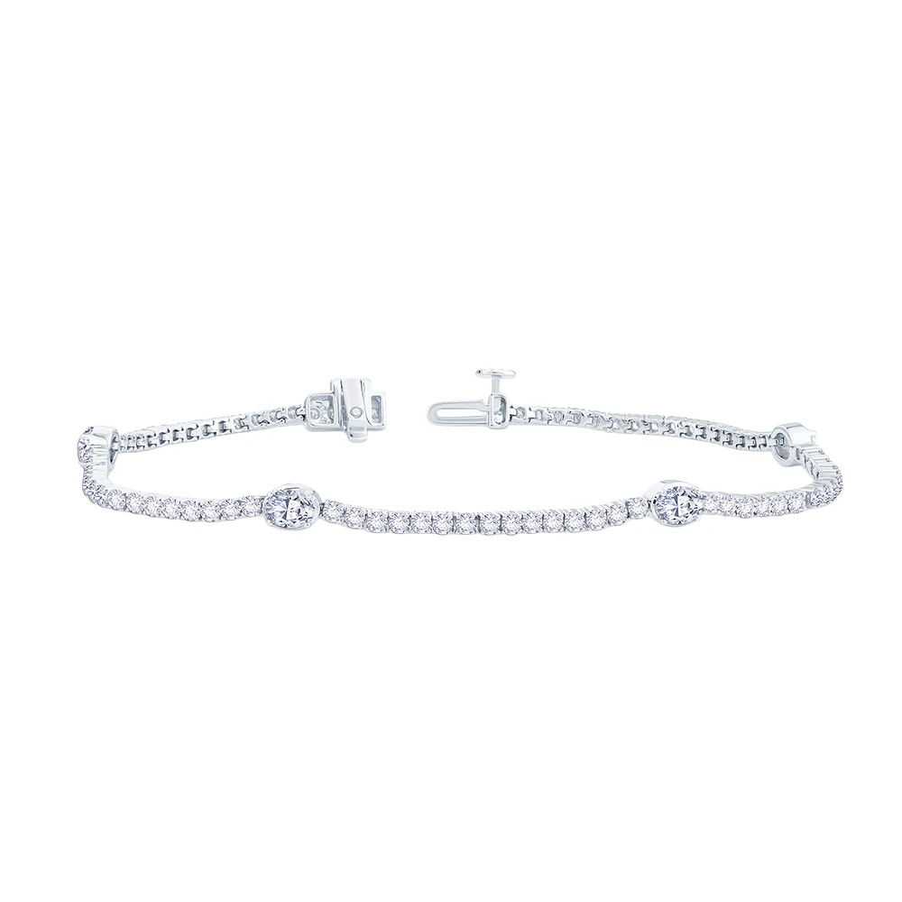18ct White Gold 1.95ct Diamond Round & Marquise Bracelet