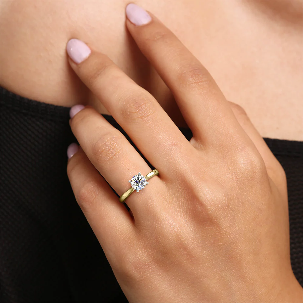 18ct Yellow Gold Four Claw Solitaire Engagement Ring - Image 2