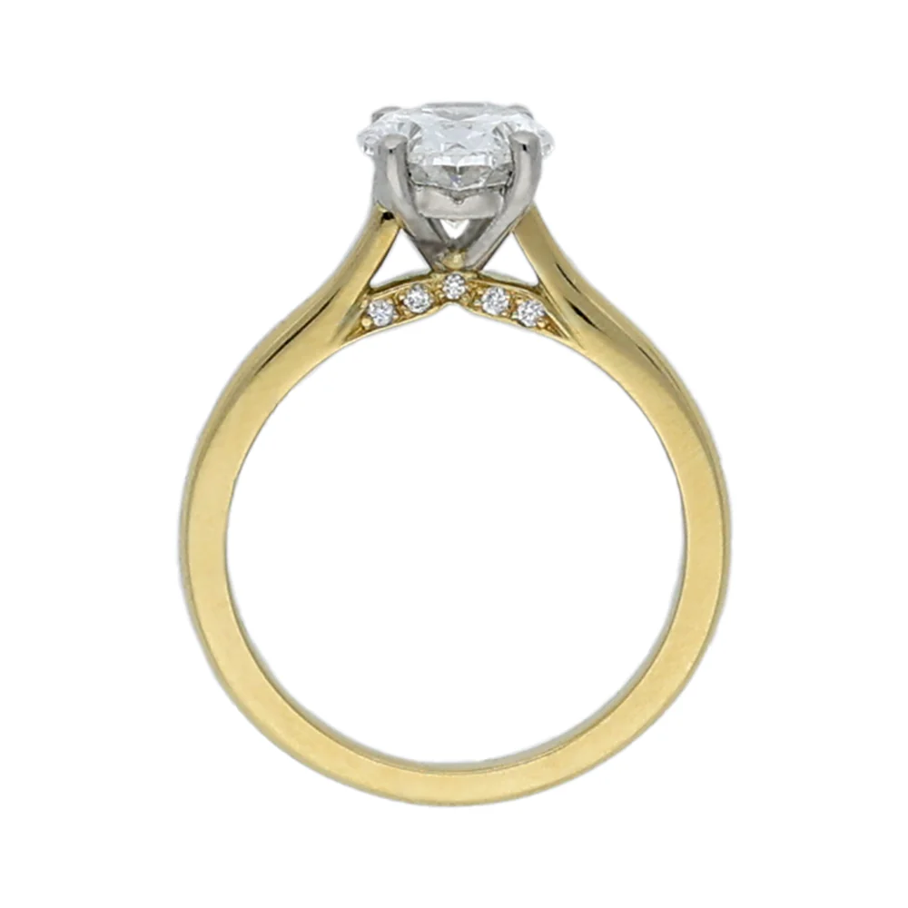 18ct Yellow Gold Oval Diamond 2.07ct Ring - Image 2