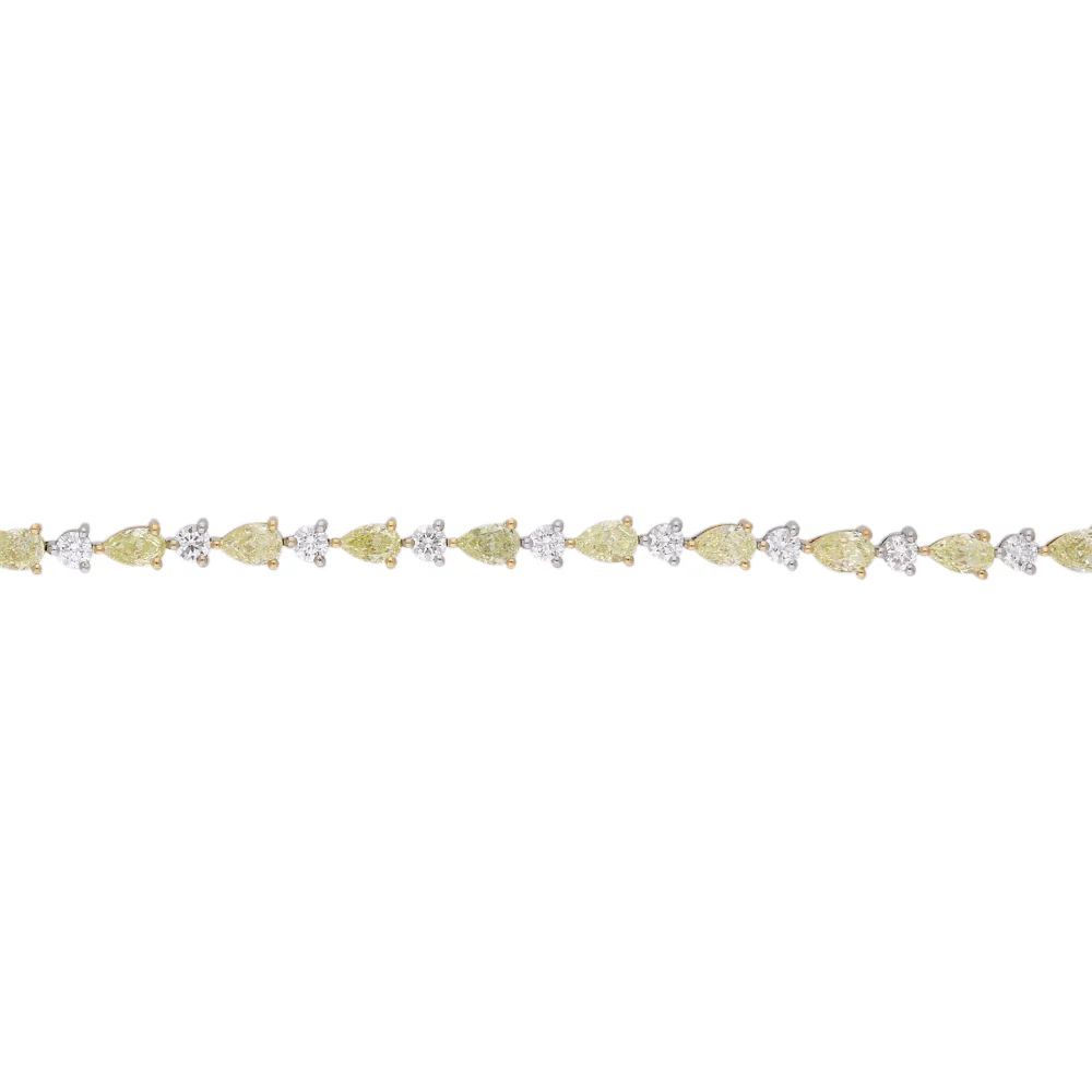 18ct Yellow Gold Pear-cut and Brilliant-cut Diamond Bracelet - Image 3