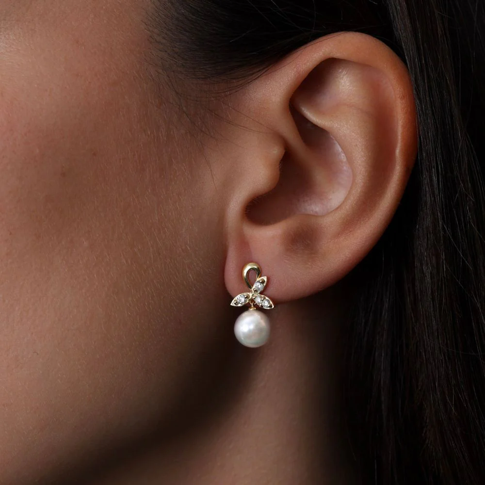 18ct Yellow Gold Pearl with Diamond Leaf Earrings - Image 2
