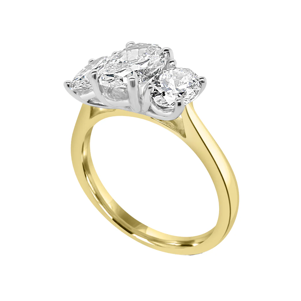 18ct Yellow Gold Three Stone Oval Solitaire Engagement Ring - Image 3