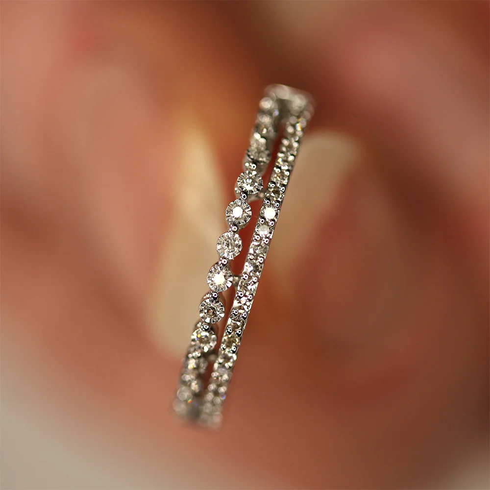 9ct White Gold 2 Row Pave Diamond Ring - Image 2
