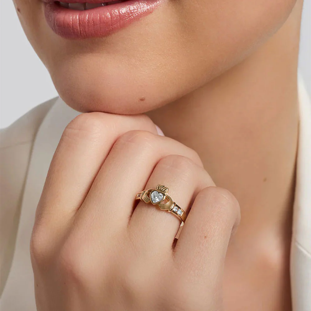 9ct Yellow Gold Cubic Zirconia Claddagh Ring - Image 2