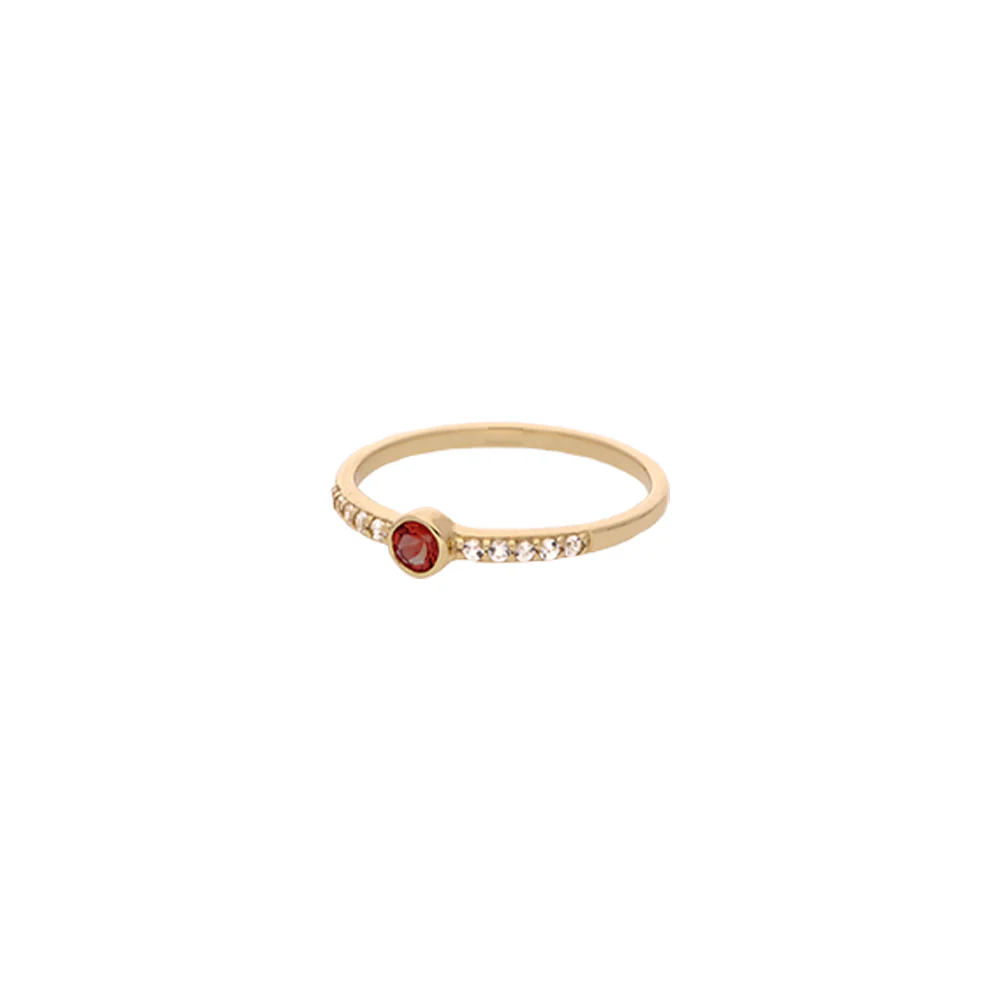 9ct Yellow Gold Garnet Ring - Image 2