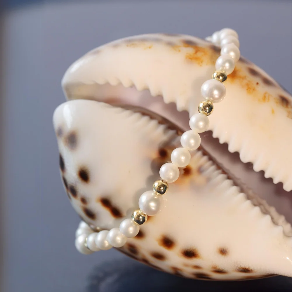 9ct Yellow Gold Pearl and Gold Bead Bracelet - Image 4
