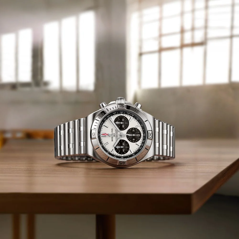 Breitling Chronomat B01 Chronograph 42 White Watch - Image 3