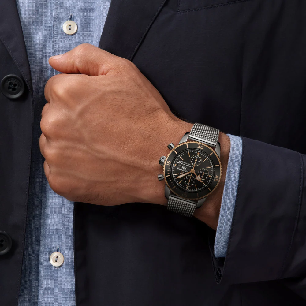 Breitling Superocean Heritage Chronograph Black Dial 44mm Watch - Image 4