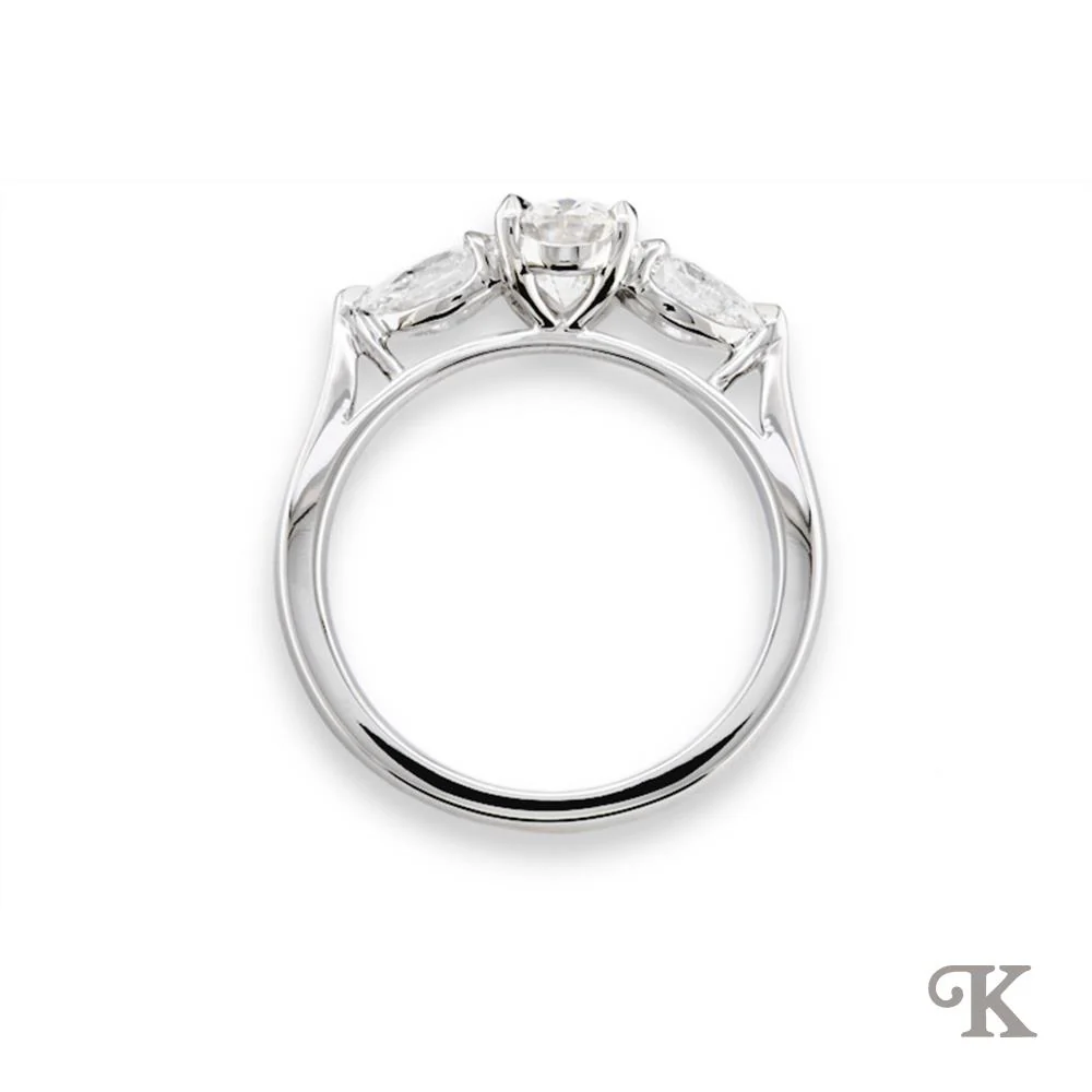 Florentine Oval Three Stone - Image 3