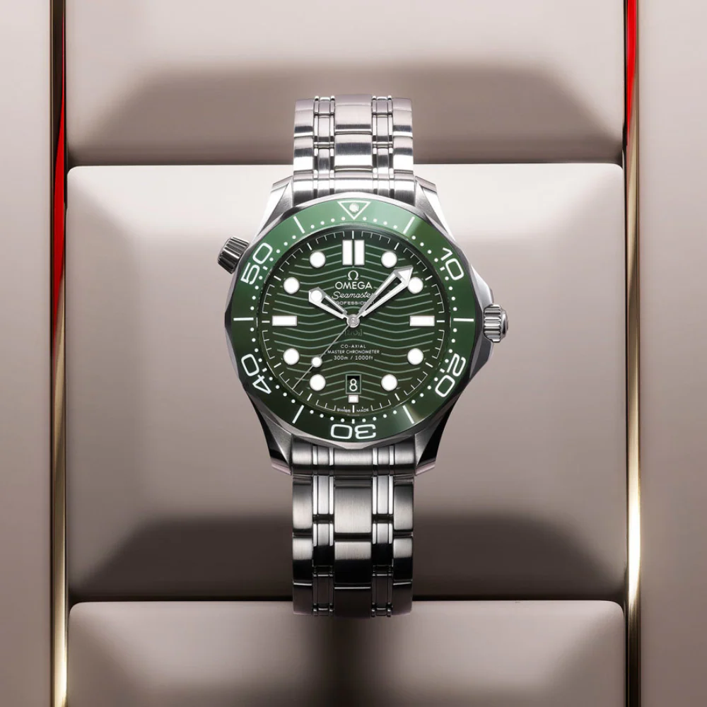 OMEGA Seamaster Diver 300M Chronometer 42mm Green Watch - Image 3