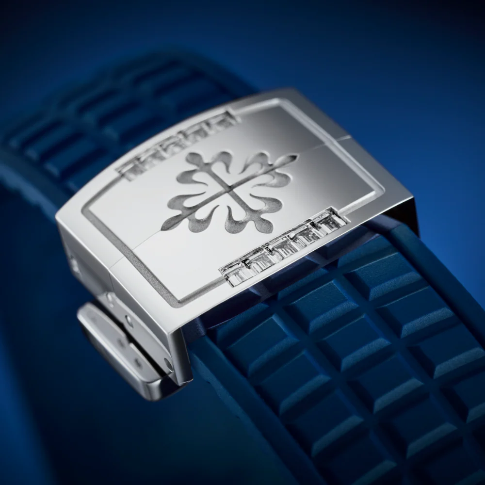 Patek Philippe Aquanaut Ref. 5268/461G-001 - Image 4