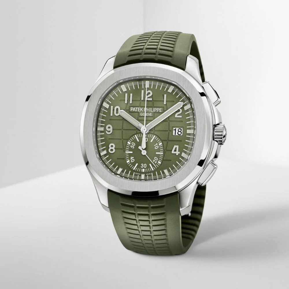 Patek Philippe Aquanaut Ref. 5968G-010 - Image 4