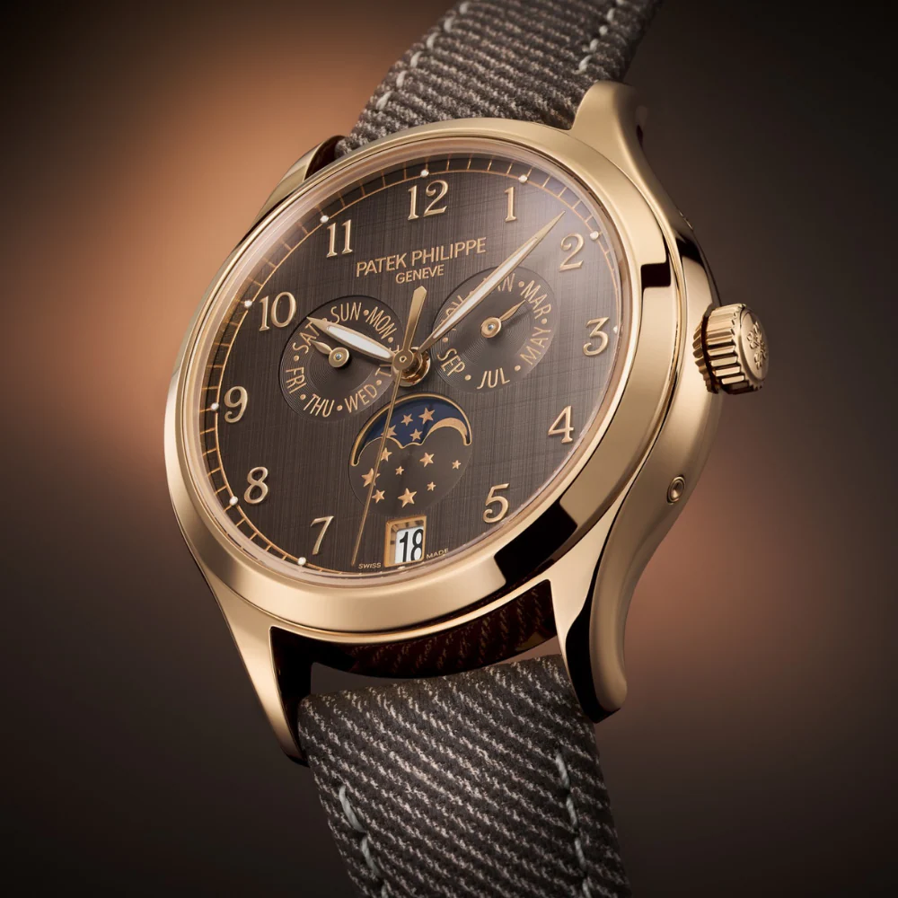 Patek Philippe Complications Ref. 4946R-001 - Image 6