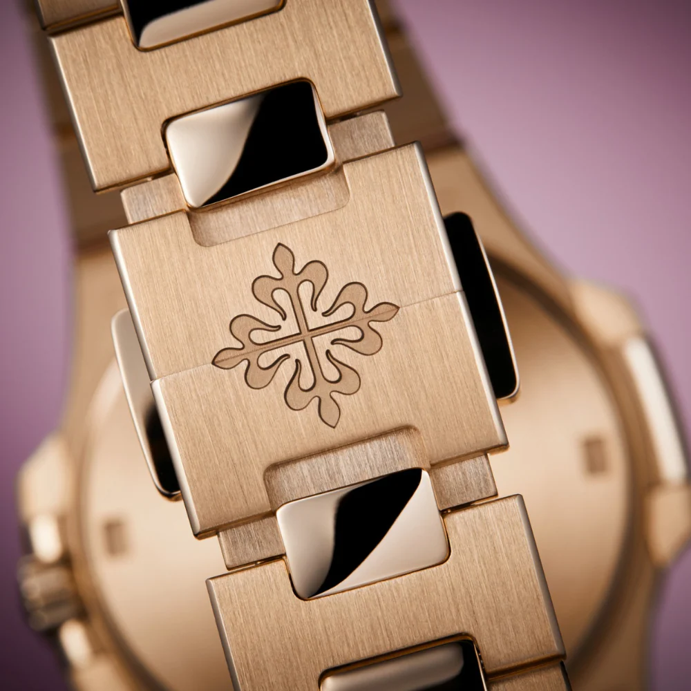 Patek Philippe Nautilus Ref. 7010/1R - Image 5