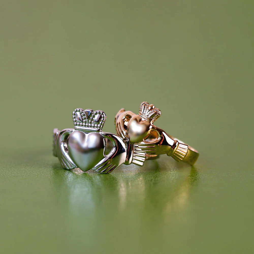 Sterling Silver Heavy Gents Claddagh Ring - Image 2