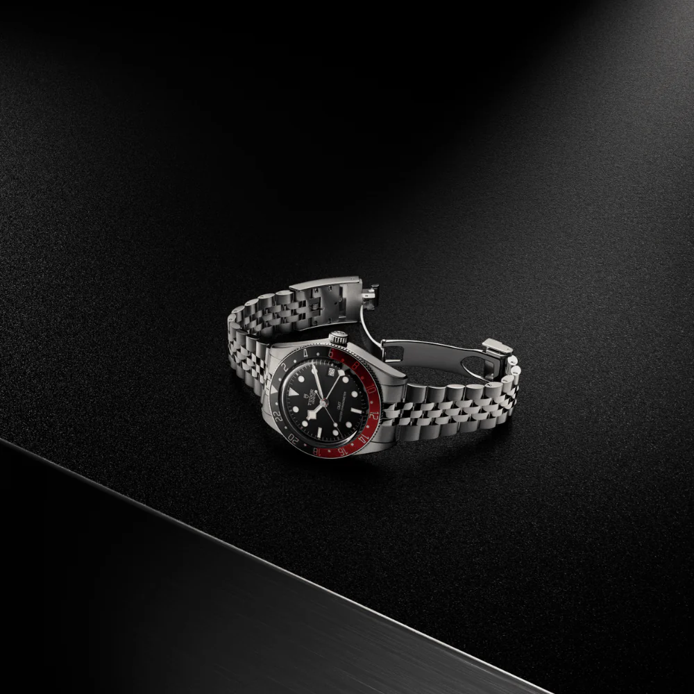 TUDOR Black Bay 58 GMT 39mm Black & Red Watch - Image 4