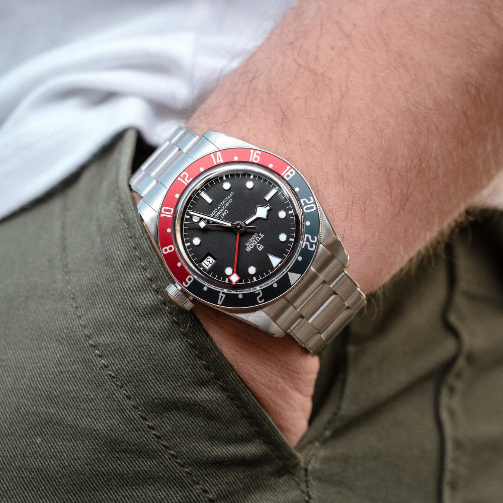 TUDOR Black Bay GMT Blue and Burgundy Case 41mm Watch - Image 3